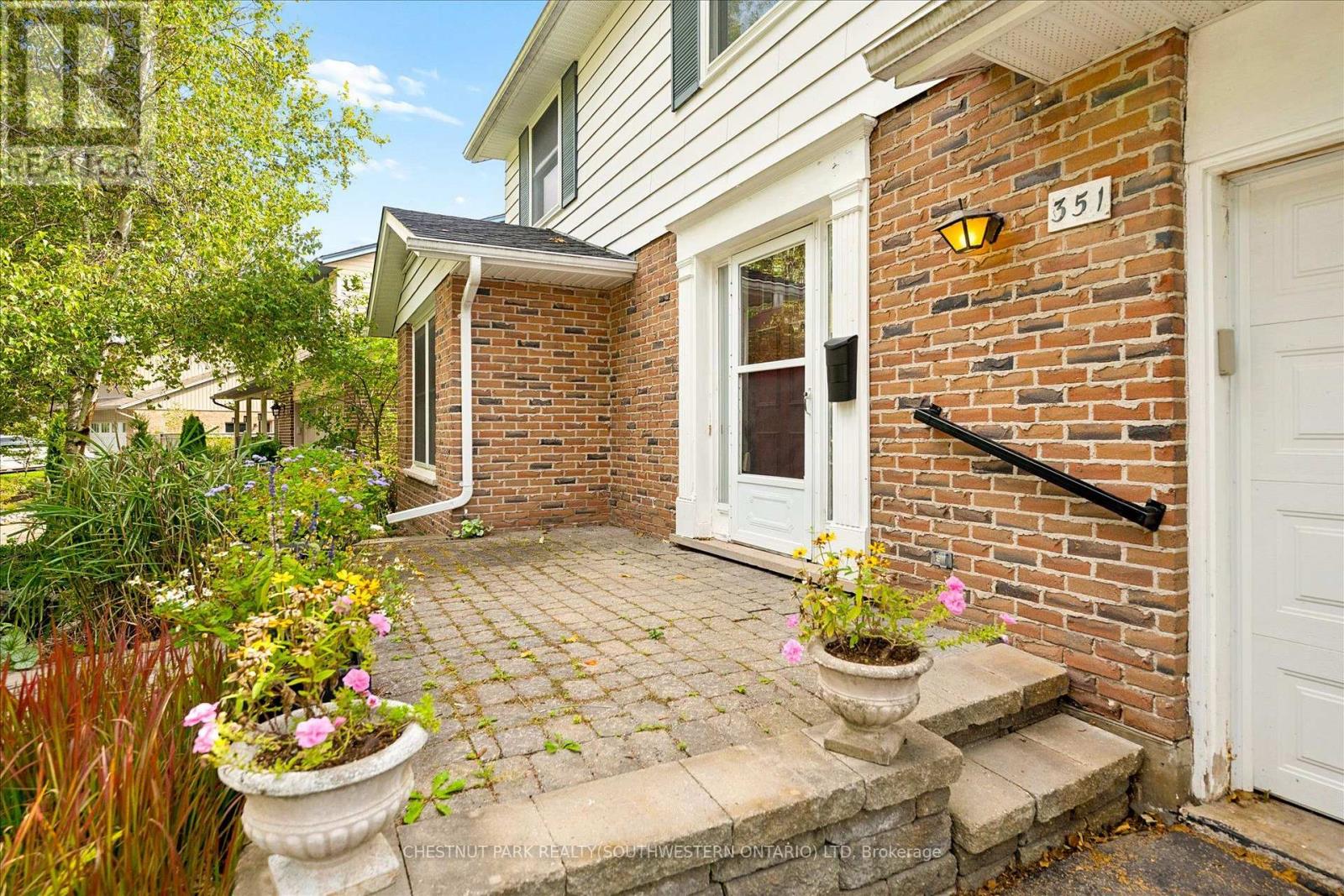 351 Craigleith Drive, Waterloo, Ontario, N2L5B5, Waterloo, Ontario — photo 5 of 5