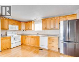 101 Clausen Crescent, Fort Mcmurray, AB T9K2H8 Photo 11