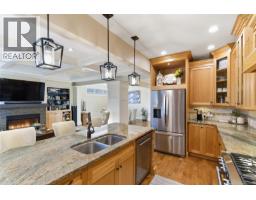 844 Mulholland Dr, French Creek, BC V9P1Z5 Photo 13