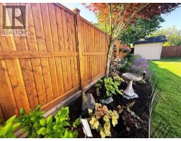844 Mulholland Dr, French Creek, BC V9P1Z5 Photo 38