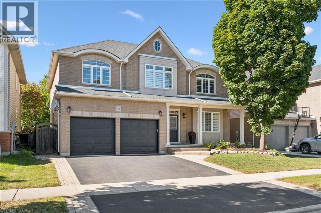 154 FALCONRIDGE Drive — photo 2