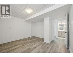154 Falconridge Drive, Kitchener, ON N2K4J9 Photo 45