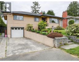 530 Dumeresq St, Saanich, BC V8Z1X2 Photo 31