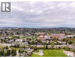 530 Dumeresq St, Saanich, BC V8Z1X2 Photo 35