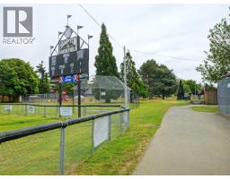 530 Dumeresq St, Saanich, BC V8Z1X2 Photo 44