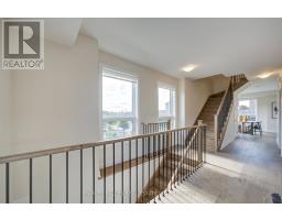 6 - 12 Lytham Green Circle, Newmarket, ON L3X3A8 Photo 10