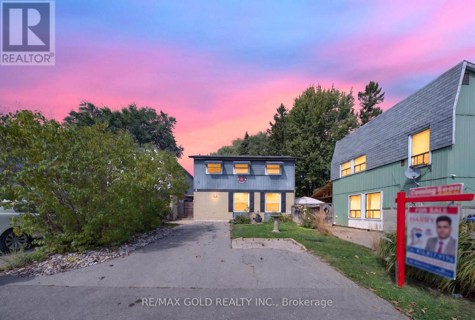 Photo of 6 JENNIFER SQUARE