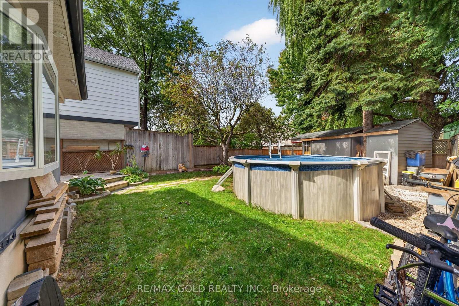 6 JENNIFER SQUARE - Image 36