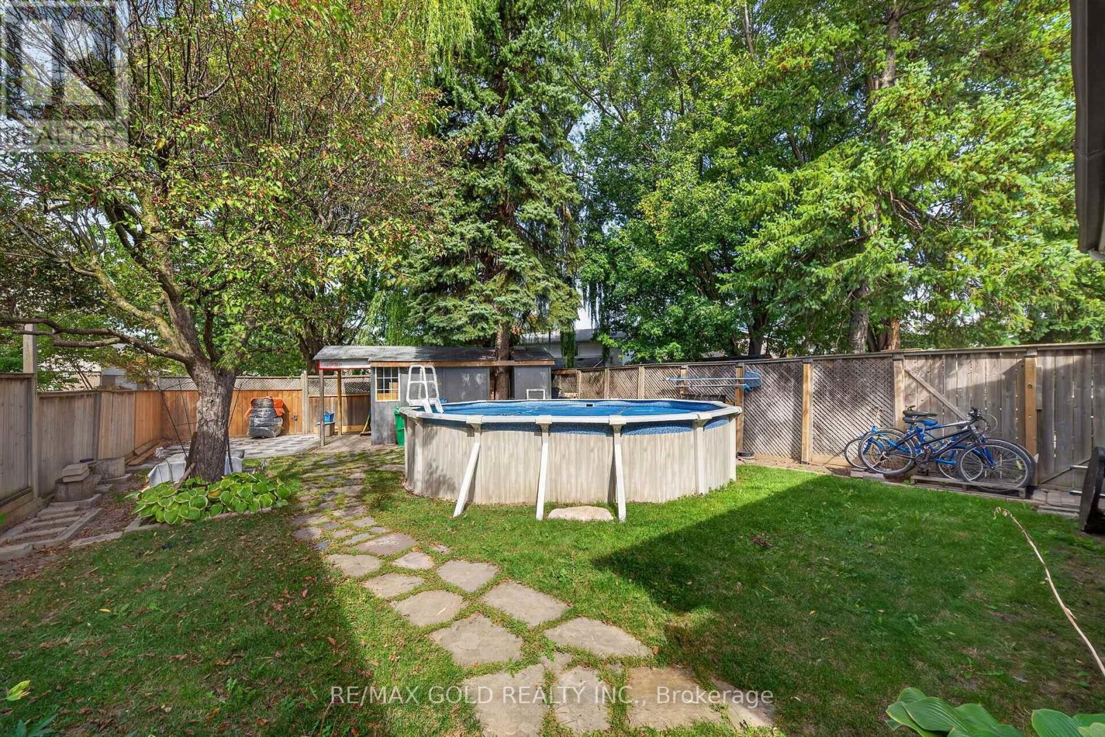 6 JENNIFER SQUARE - Image 35