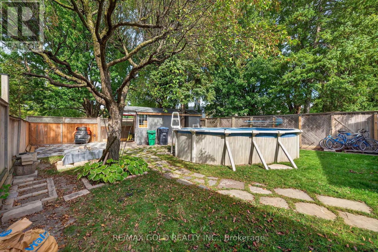 6 JENNIFER SQUARE - Image 37
