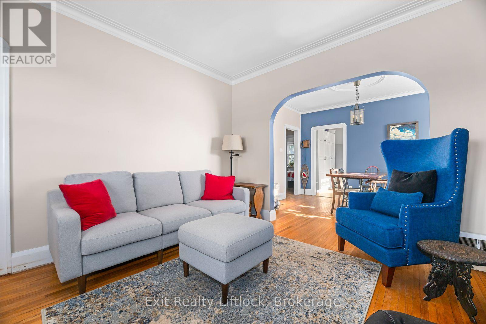 545 BRAIDWOOD AVENUE - 12