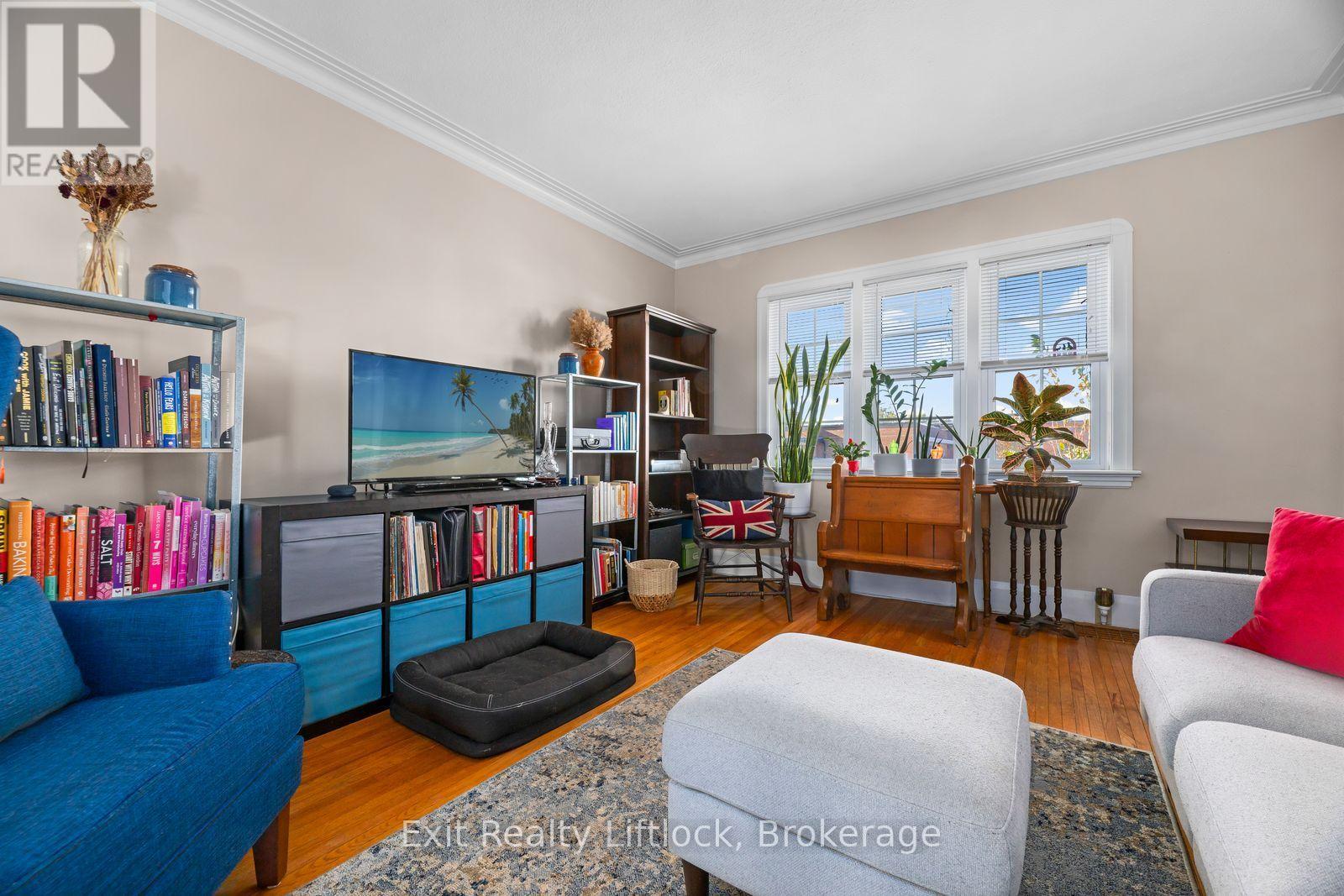 545 BRAIDWOOD AVENUE - 13