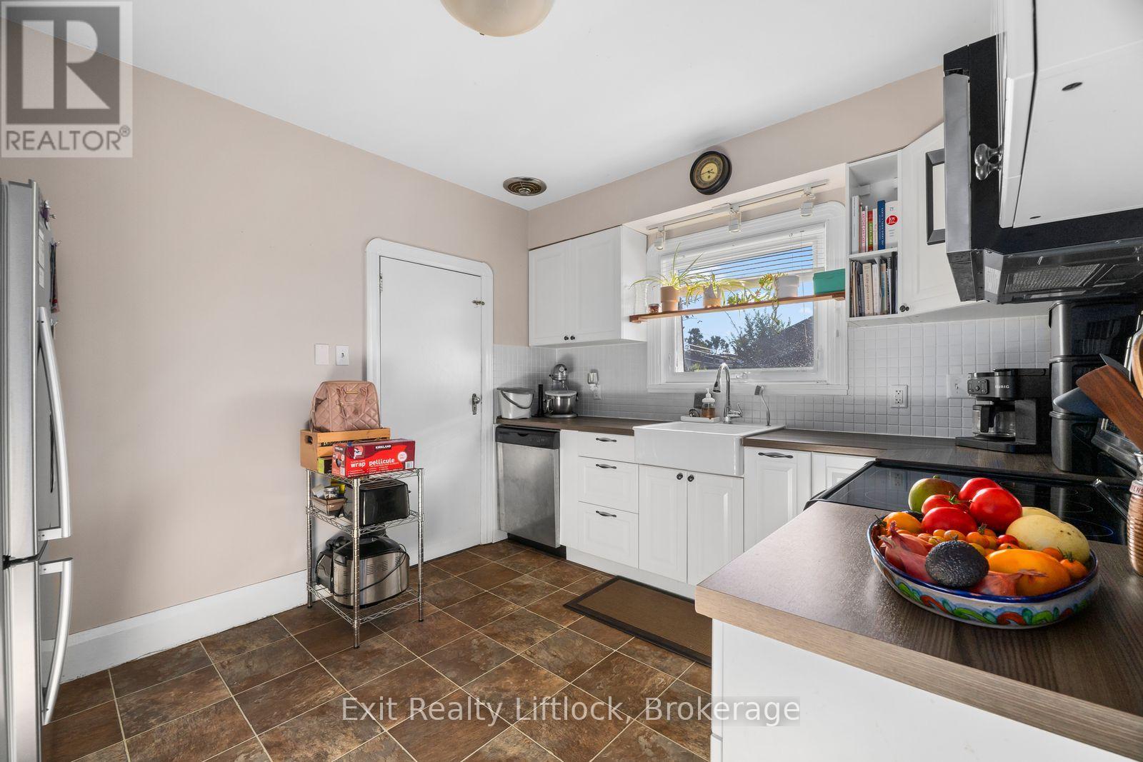 545 BRAIDWOOD AVENUE - Image 16