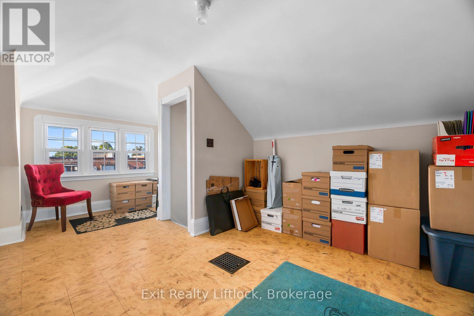 545 BRAIDWOOD AVENUE - Image 24