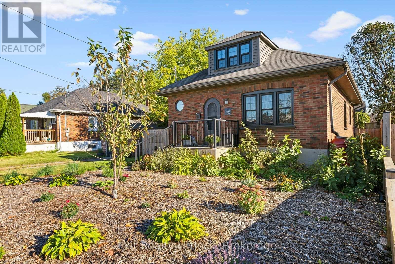 545 Braidwood Avenue, Peterborough (Otonabee Ward 1), Ontario, K9J1V9, Peterborough (Otonabee Ward 1), Ontario — photo 3 of 5