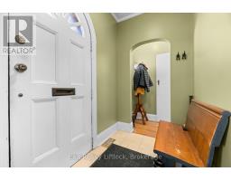 Bathroom - 545 Braidwood Avenue, Peterborough, ON K9J1V9 Photo 10