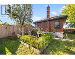 Kitchen - 545 Braidwood Avenue, Peterborough, ON K9J1V9 Photo 7