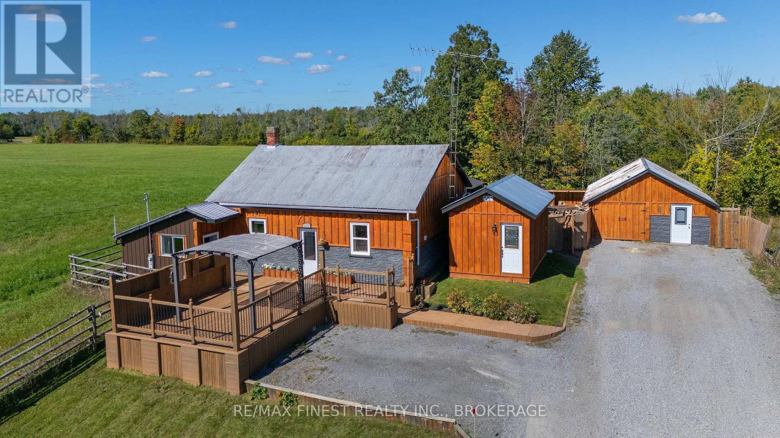 571 CENTREVILLE ROAD - 1
