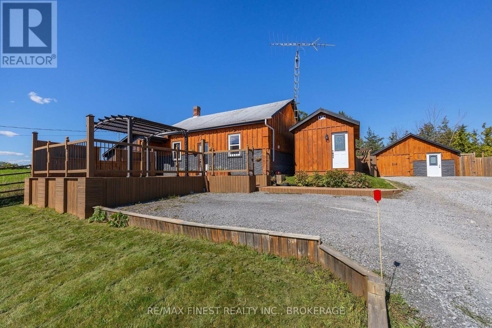571 CENTREVILLE ROAD - 2