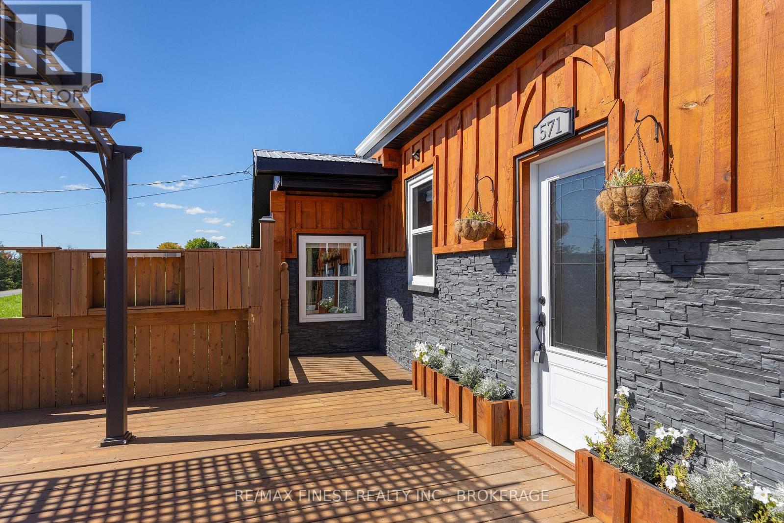 571 CENTREVILLE ROAD - 25