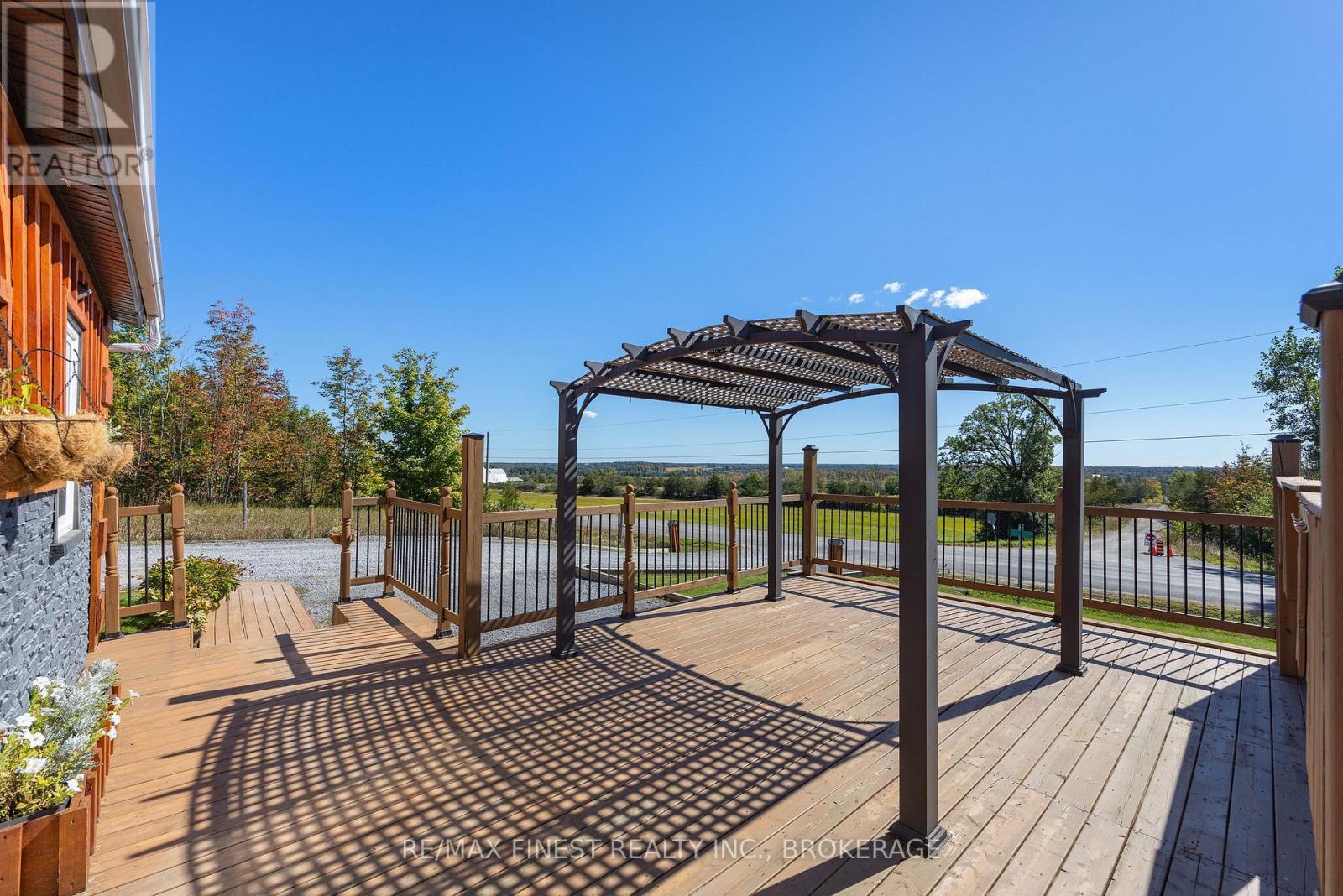 571 CENTREVILLE ROAD - 26