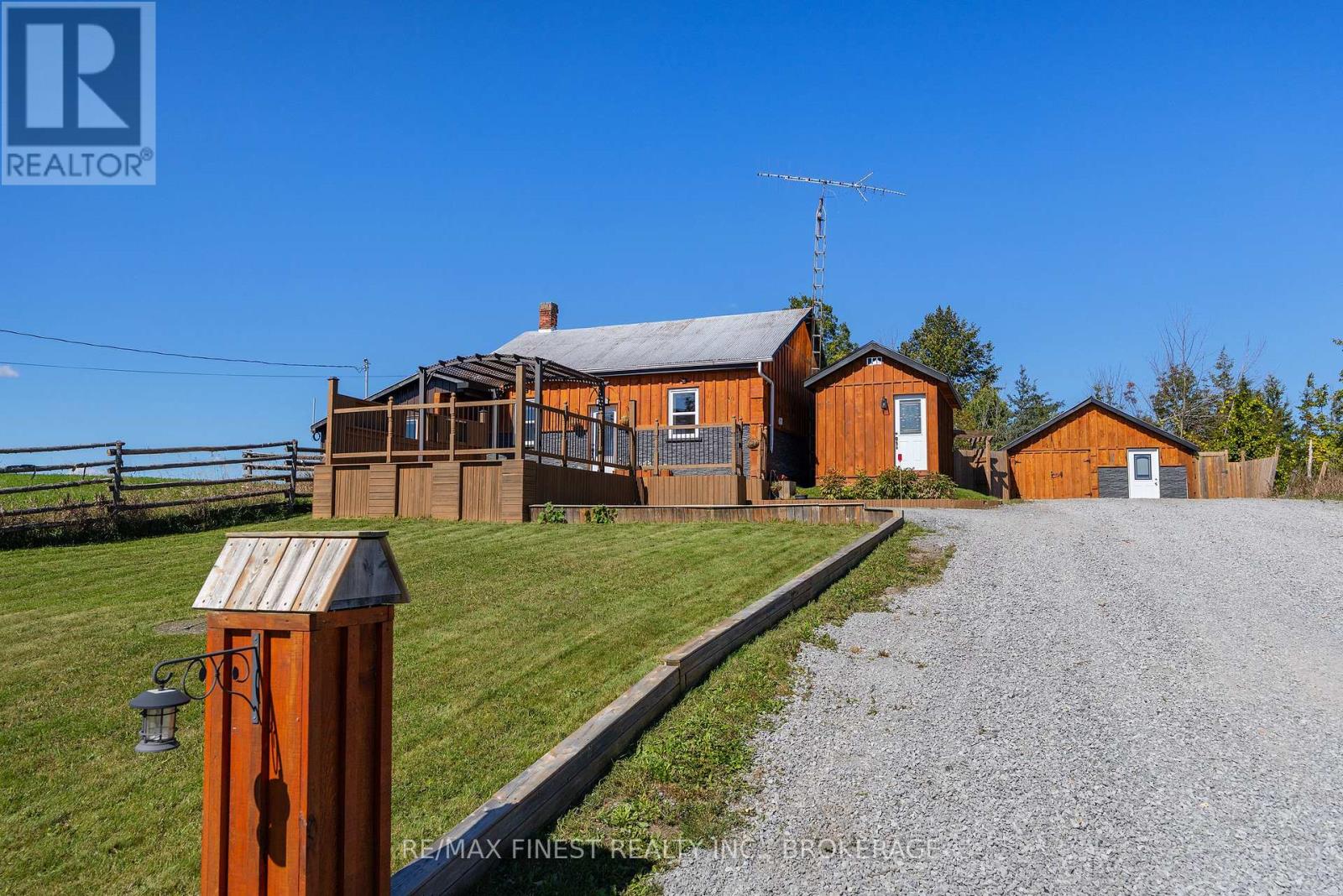 571 CENTREVILLE ROAD - 33