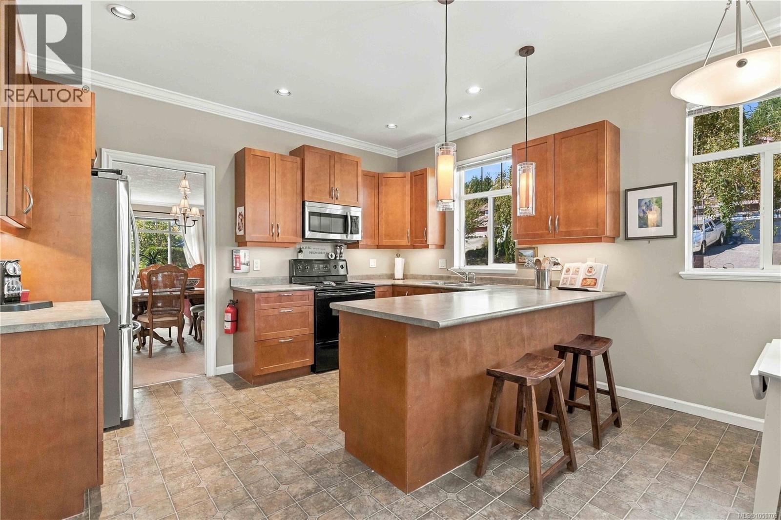 2409 Poplar Dr - 9