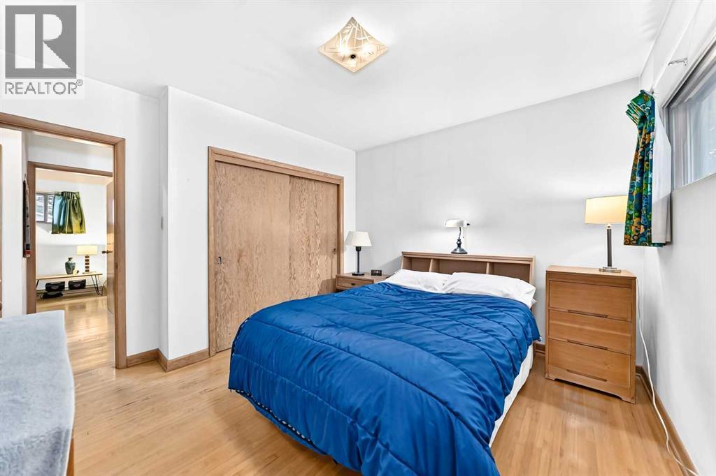 14 Carnarvon Way NW - photo 14