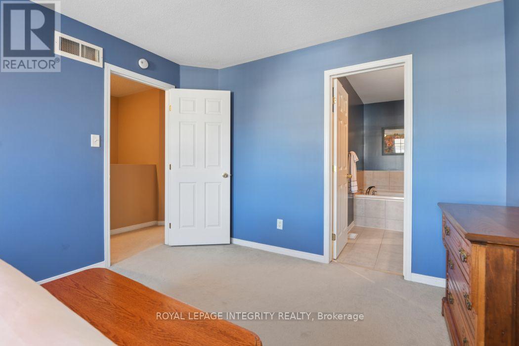 416 WISTERIA CRESCENT - Image 17