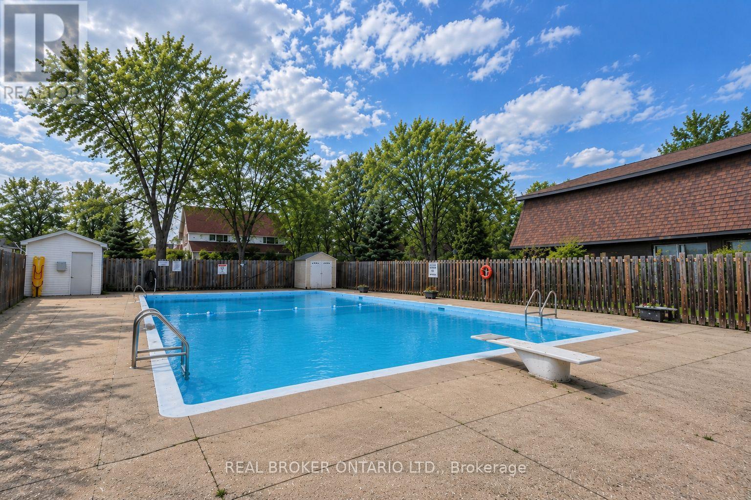 #105 2044 ARROWSMITH DRIVE - Image 16