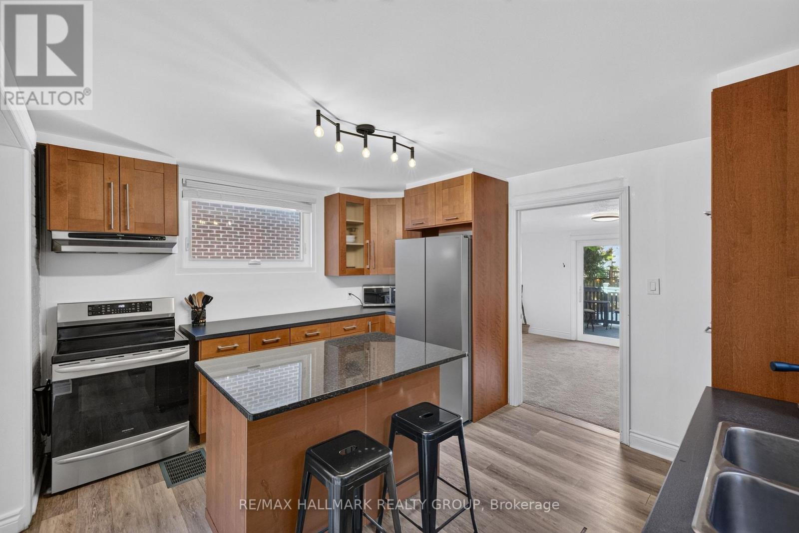 109 LEES AVENUE - Image 16