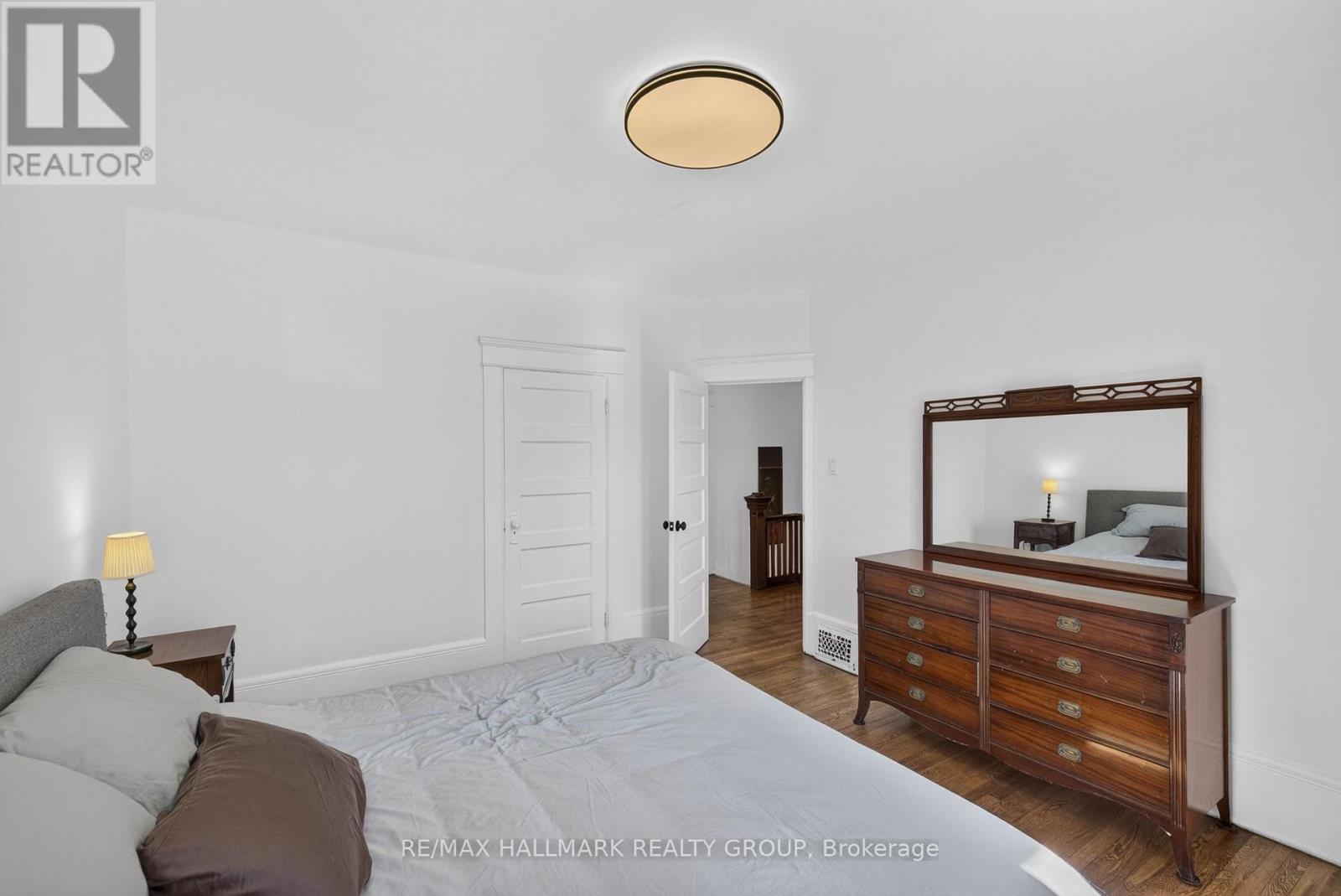 109 LEES AVENUE - Image 29