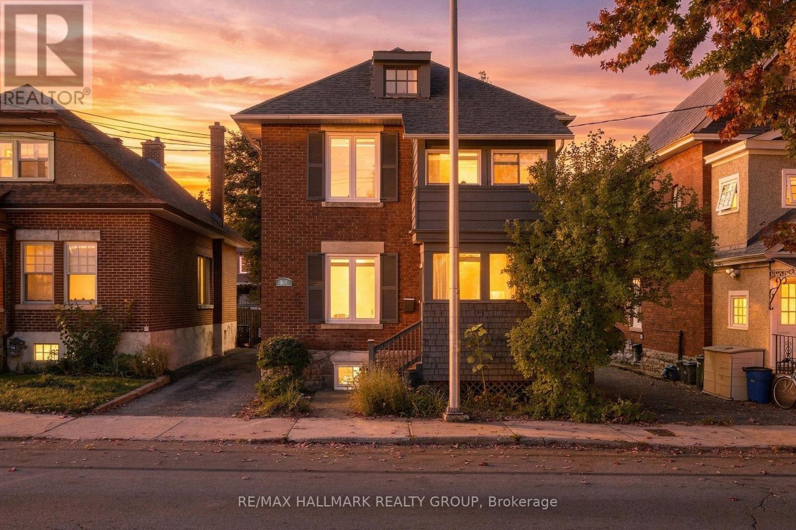 109 LEES AVENUE - 3