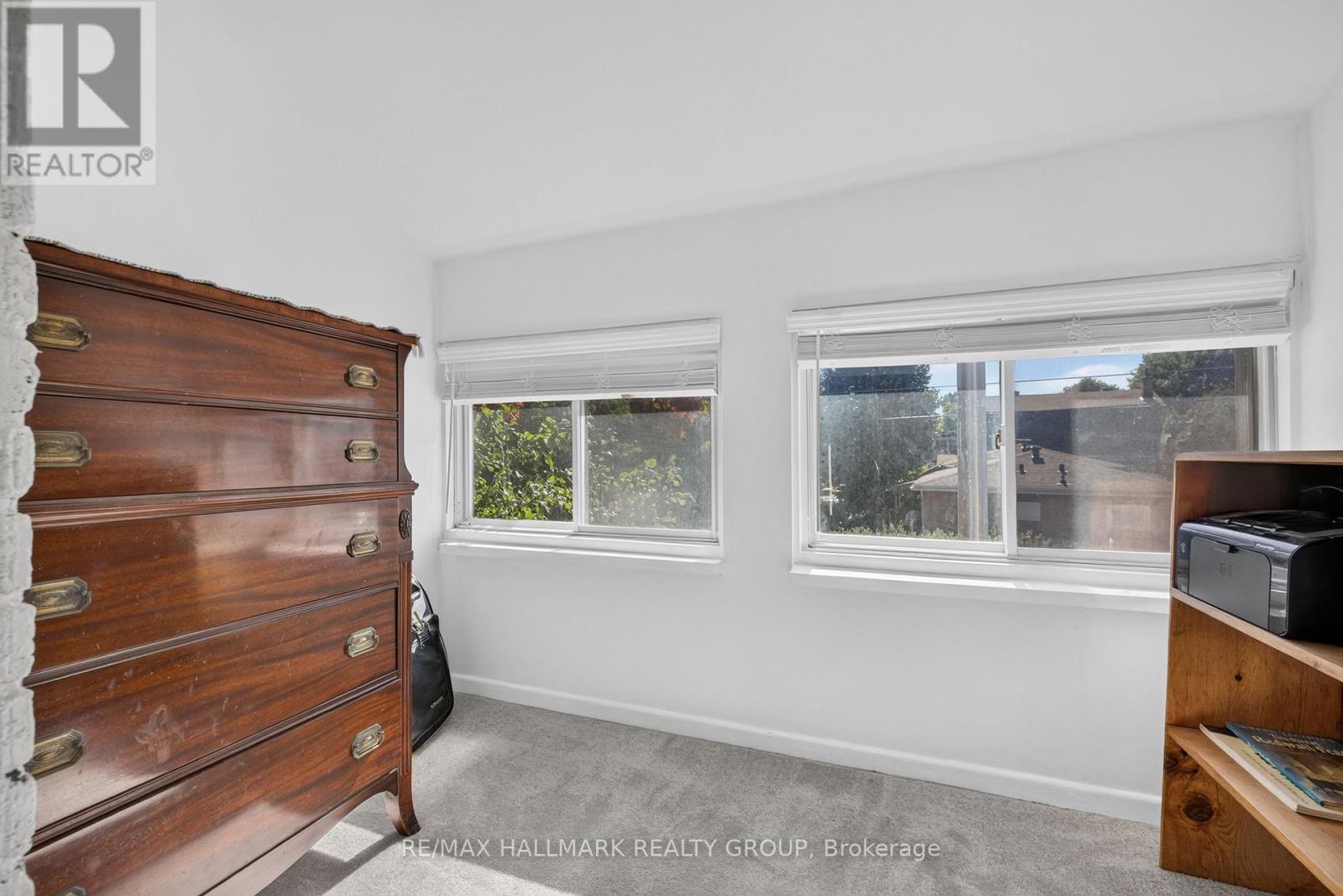 109 LEES AVENUE - Image 33