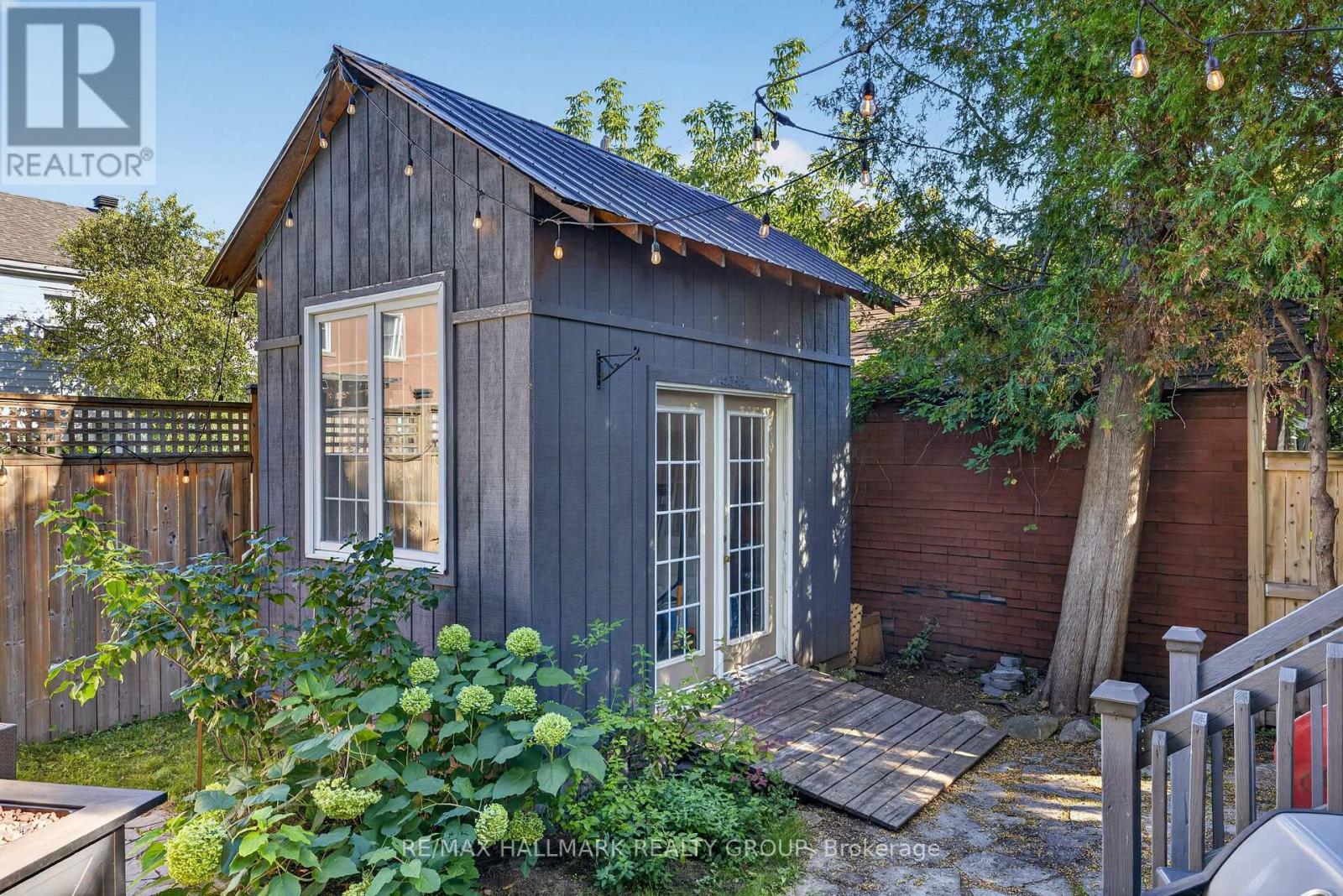 109 LEES AVENUE - Image 44
