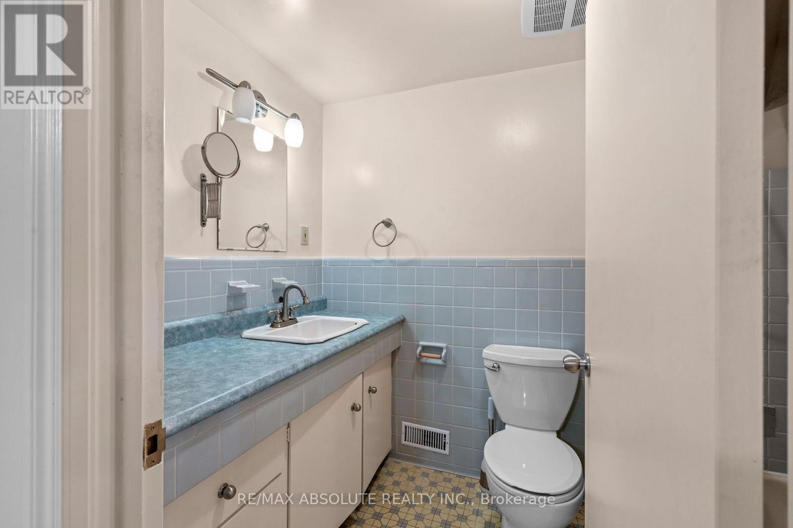 9 EPWORTH AVENUE - Image 29