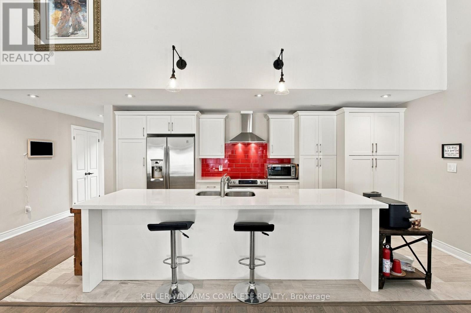 3710 CRYSTAL BEACH DRIVE N - 10