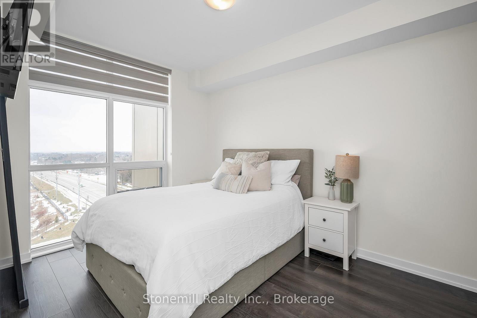 #701 450 DUNDAS STREET E - 17