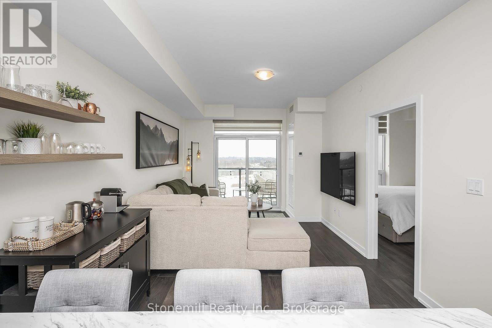 #701 450 DUNDAS STREET E - 8