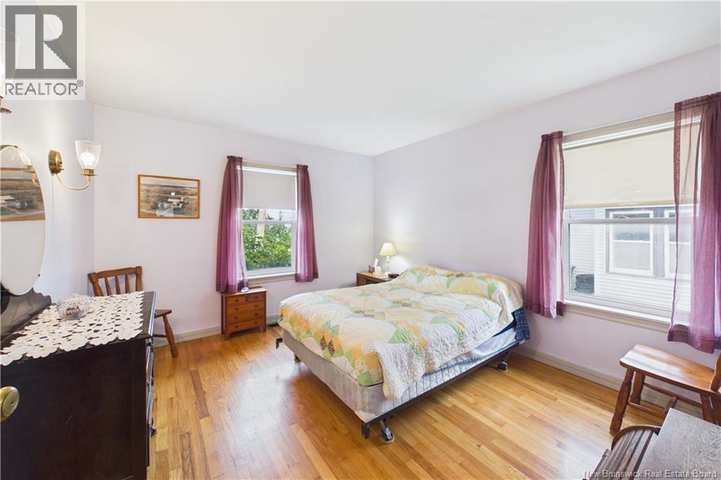 13 Squire Street - Image 11