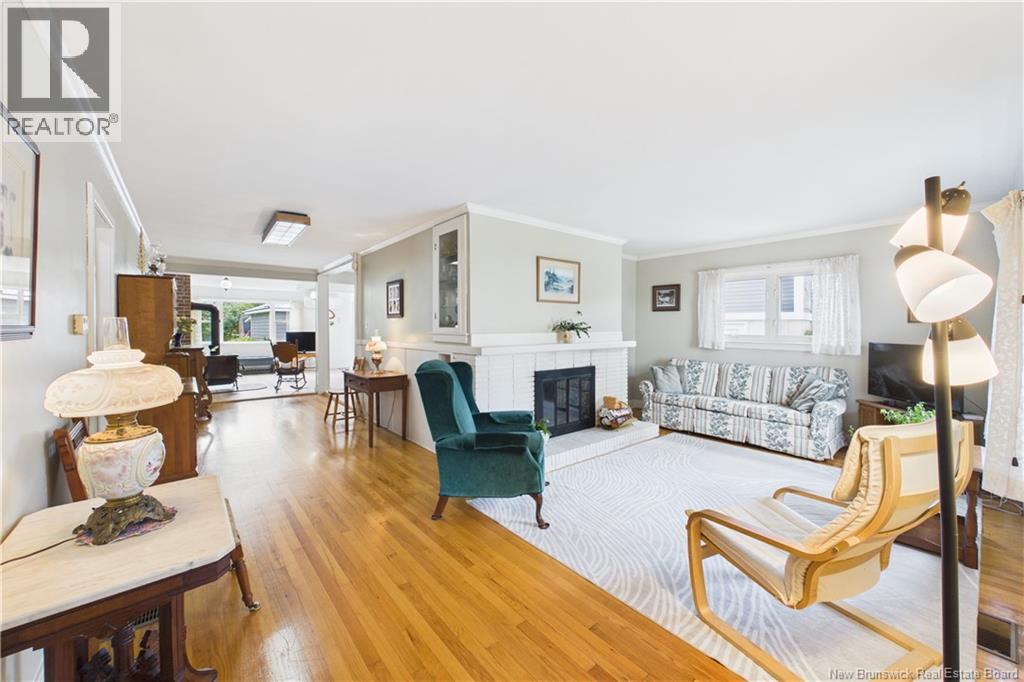 13 Squire Street - 6