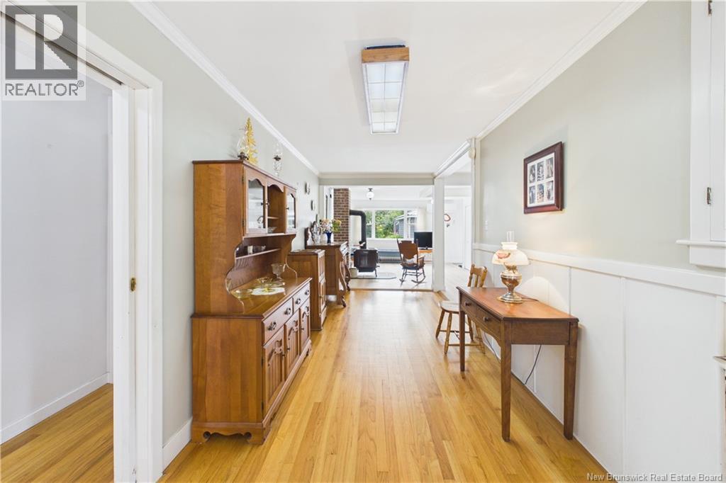 13 Squire Street - 9