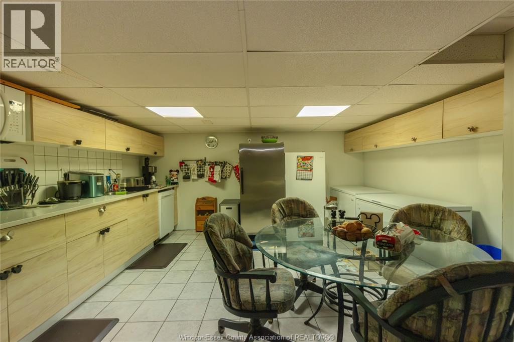 1479 SOUTHDALE - Image 26