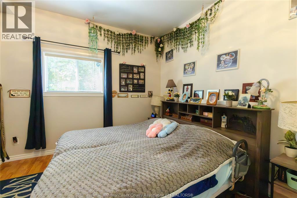 1479 SOUTHDALE - Image 29