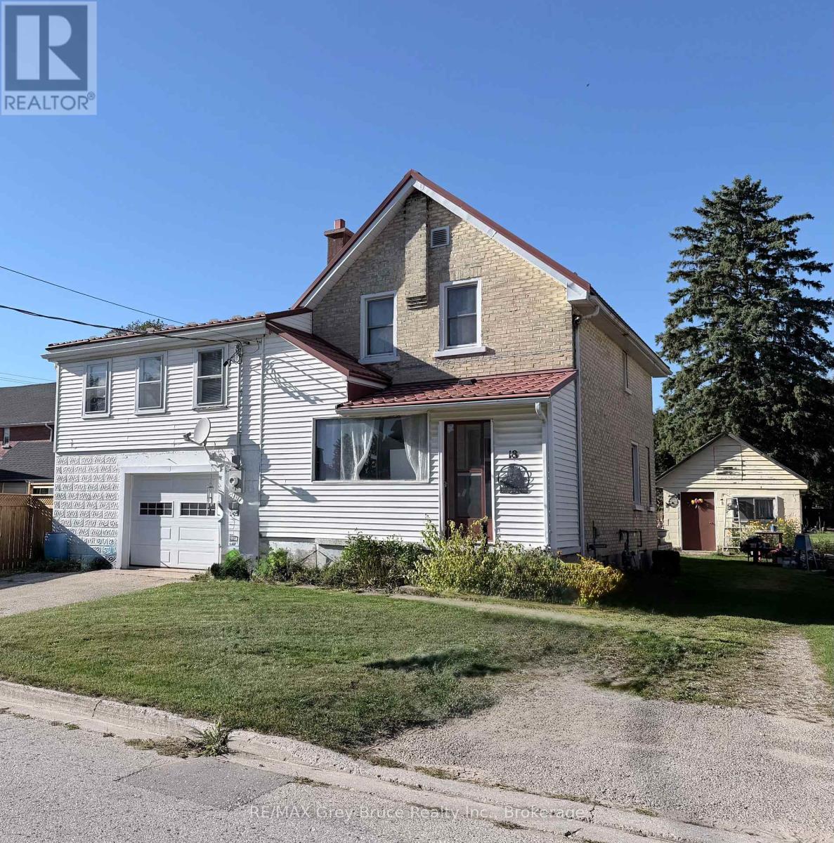 Property for sale at 18 12TH STREET SE STREET
