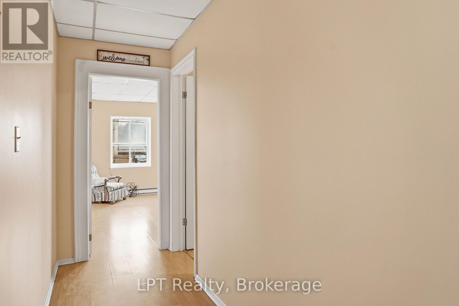 551 Turnberry Street — photo 14