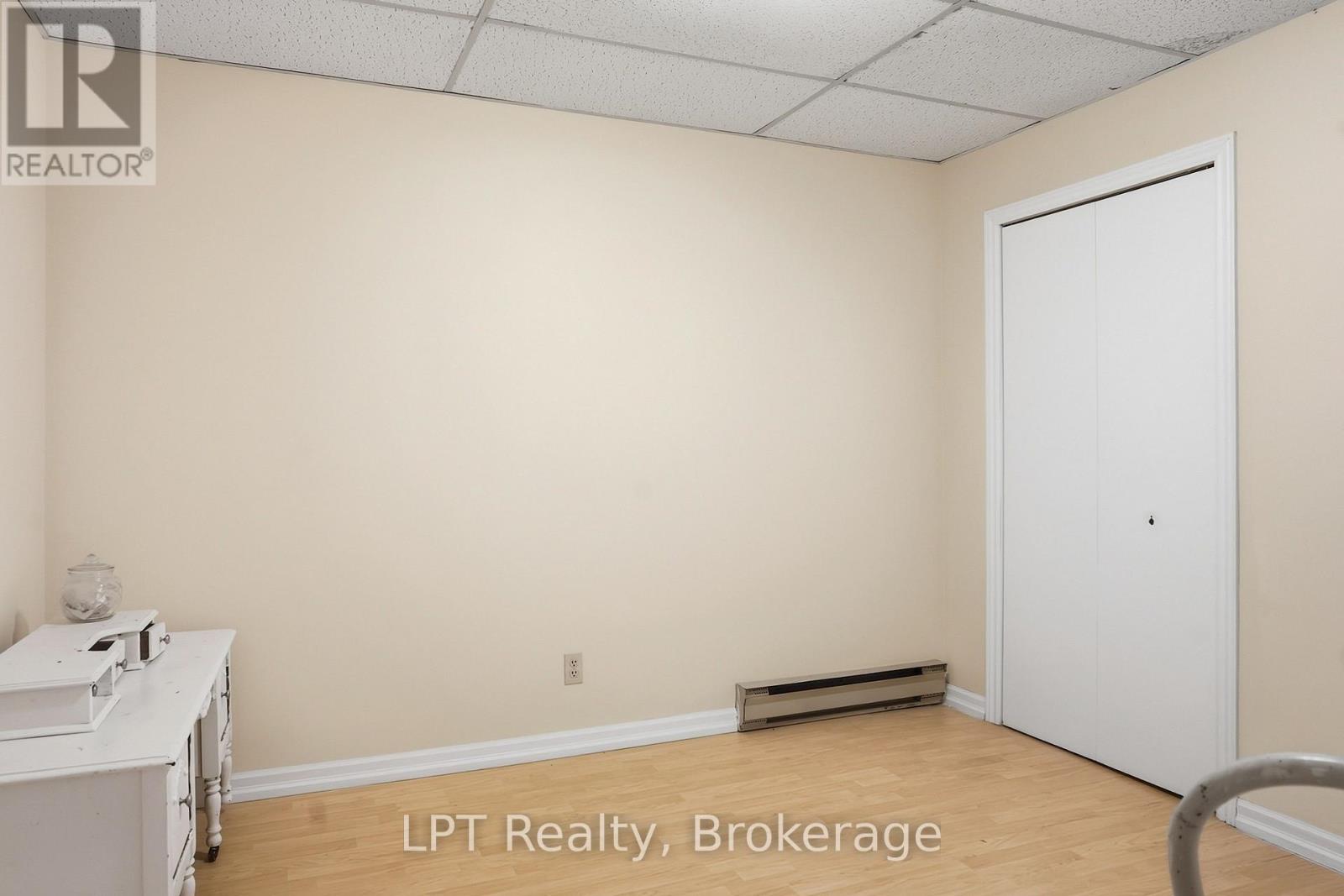551 Turnberry Street — photo 17