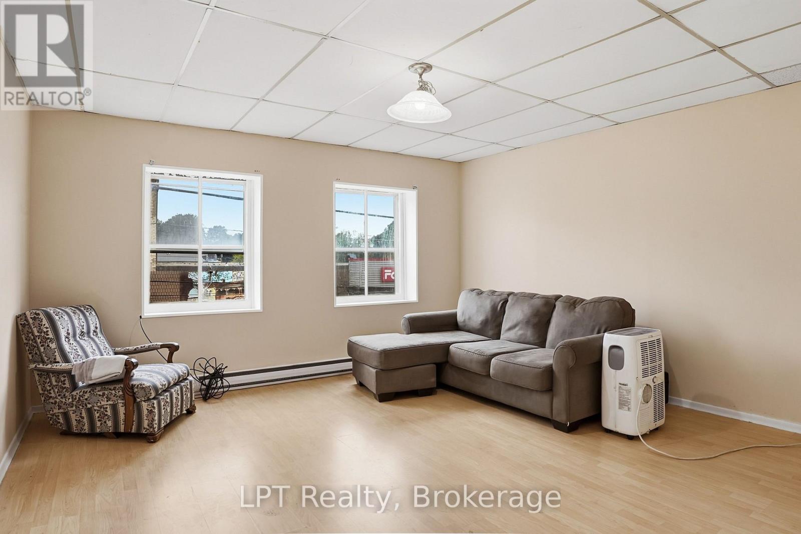 551 Turnberry Street — photo 19
