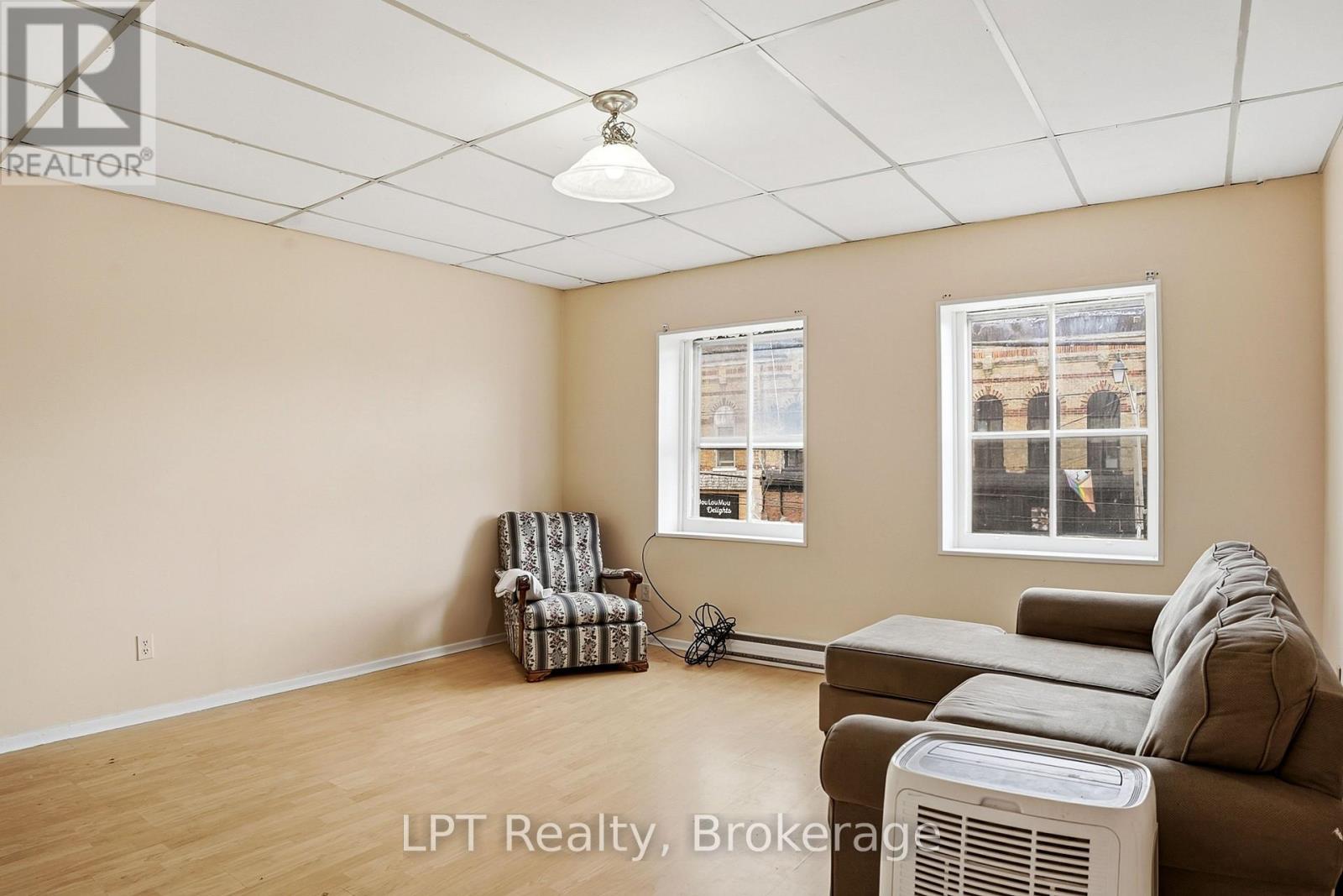 551 Turnberry Street — photo 20