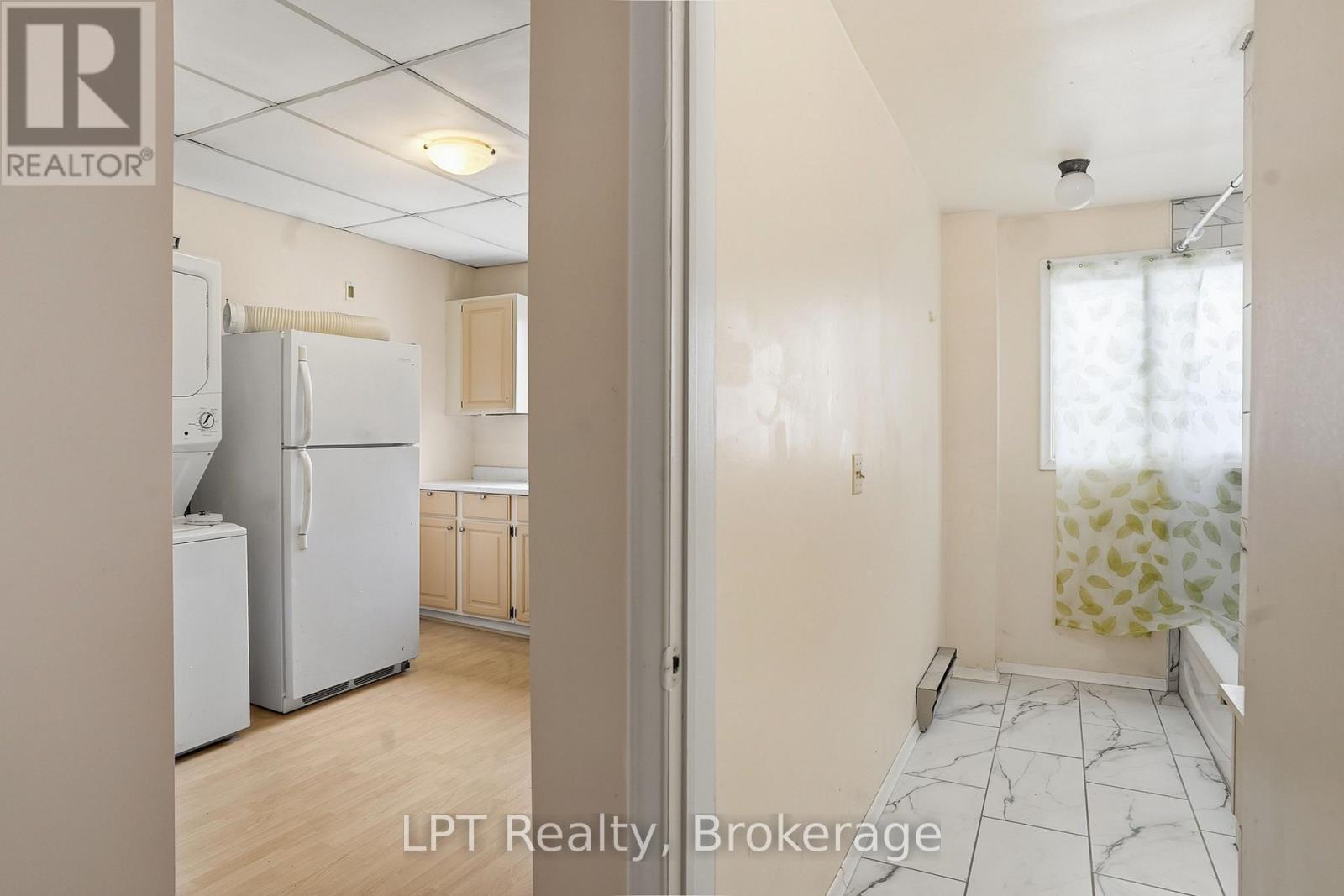 551 Turnberry Street — photo 8